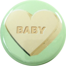 Baby heart button